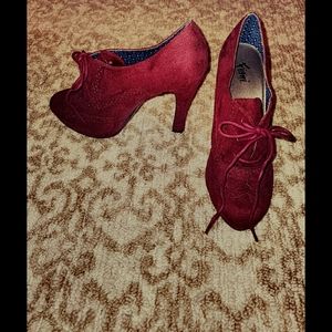 💥NEW💥 Burgundy Booties (Fioni)